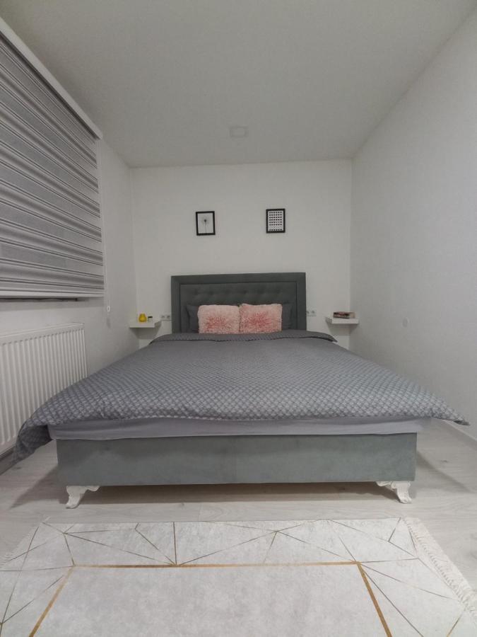 Sunset Delux Apartment Високо Екстериор снимка